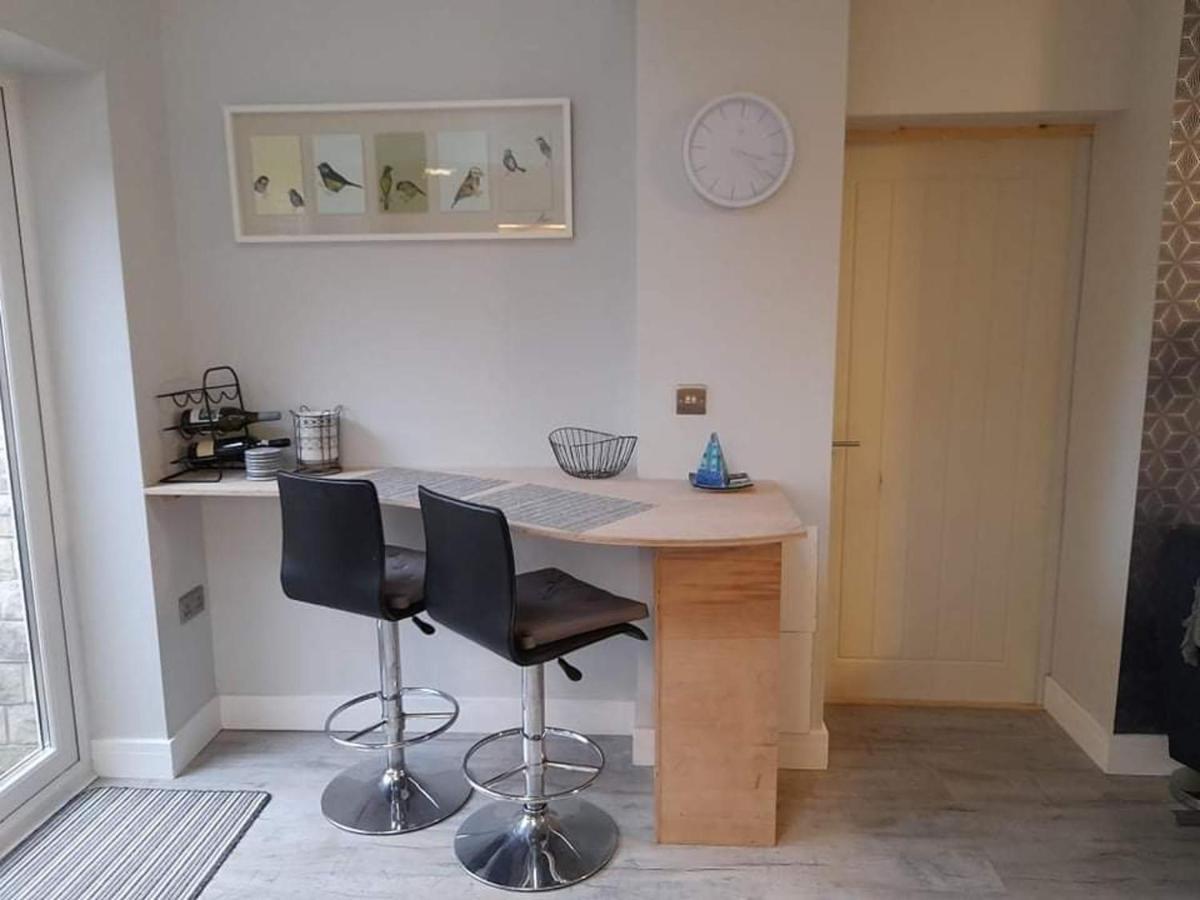 Outstanding Modern 1-Bed House In Chippenham Chippenham (Wiltshire) Exteriér fotografie