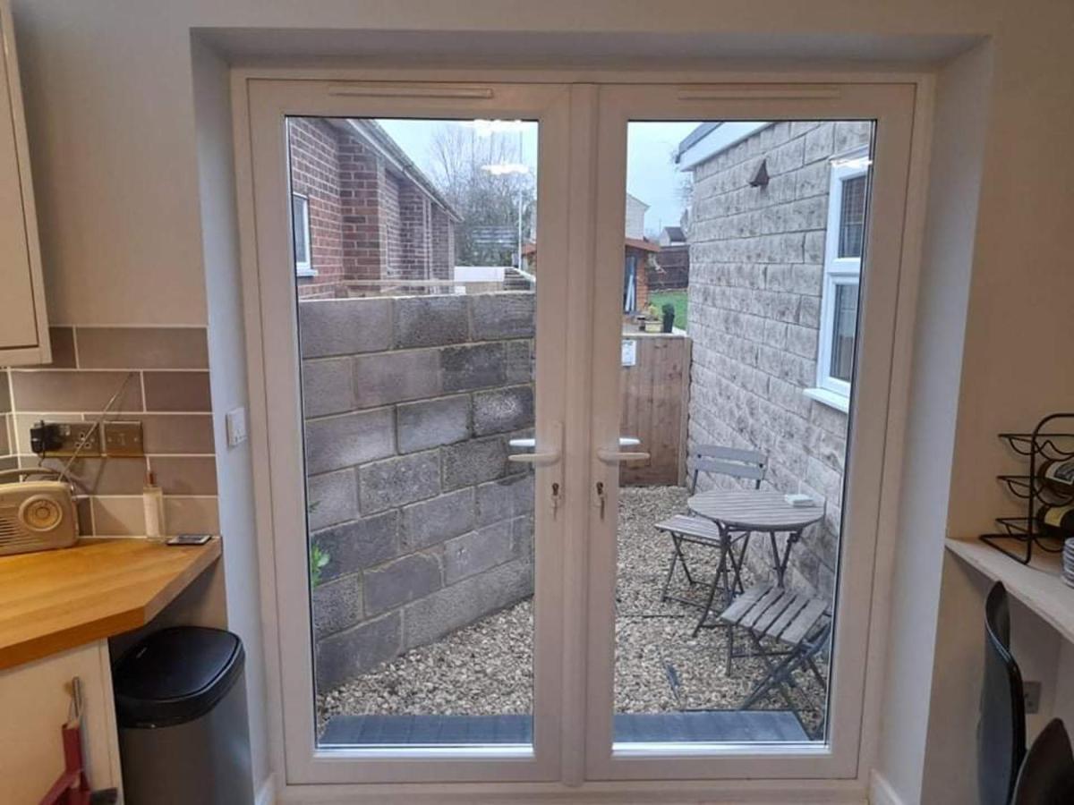 Outstanding Modern 1-Bed House In Chippenham Chippenham (Wiltshire) Exteriér fotografie